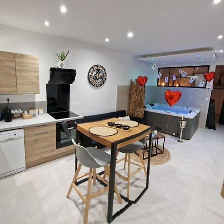 Appartement - Spa Monteux Εξωτερικό φωτογραφία