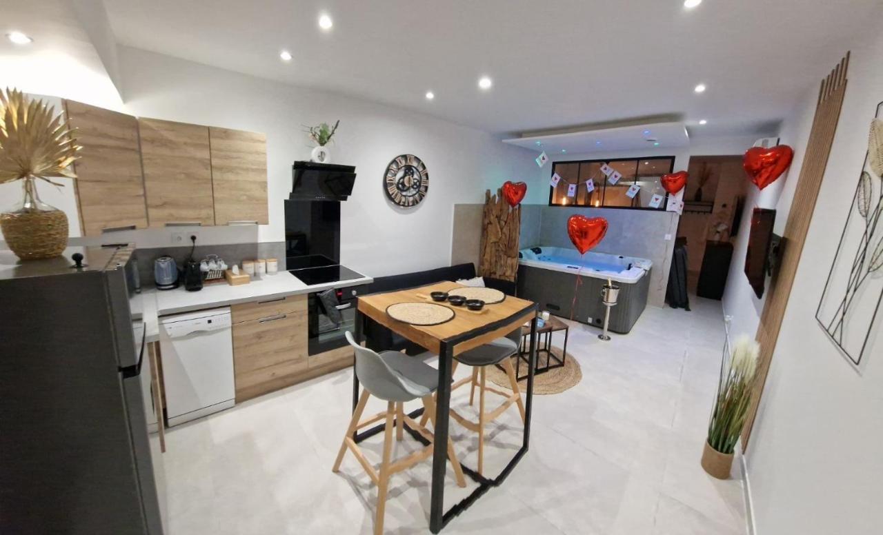 Appartement - Spa Monteux Εξωτερικό φωτογραφία