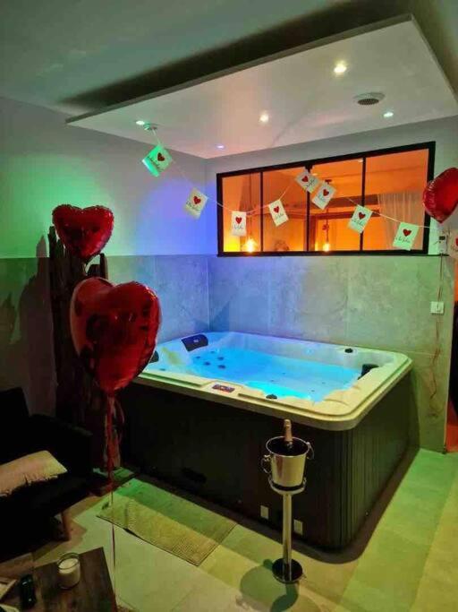 Appartement - Spa Monteux Εξωτερικό φωτογραφία